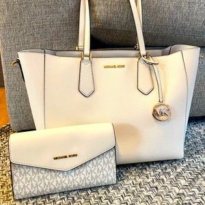 Michael Kors bag and wallet
